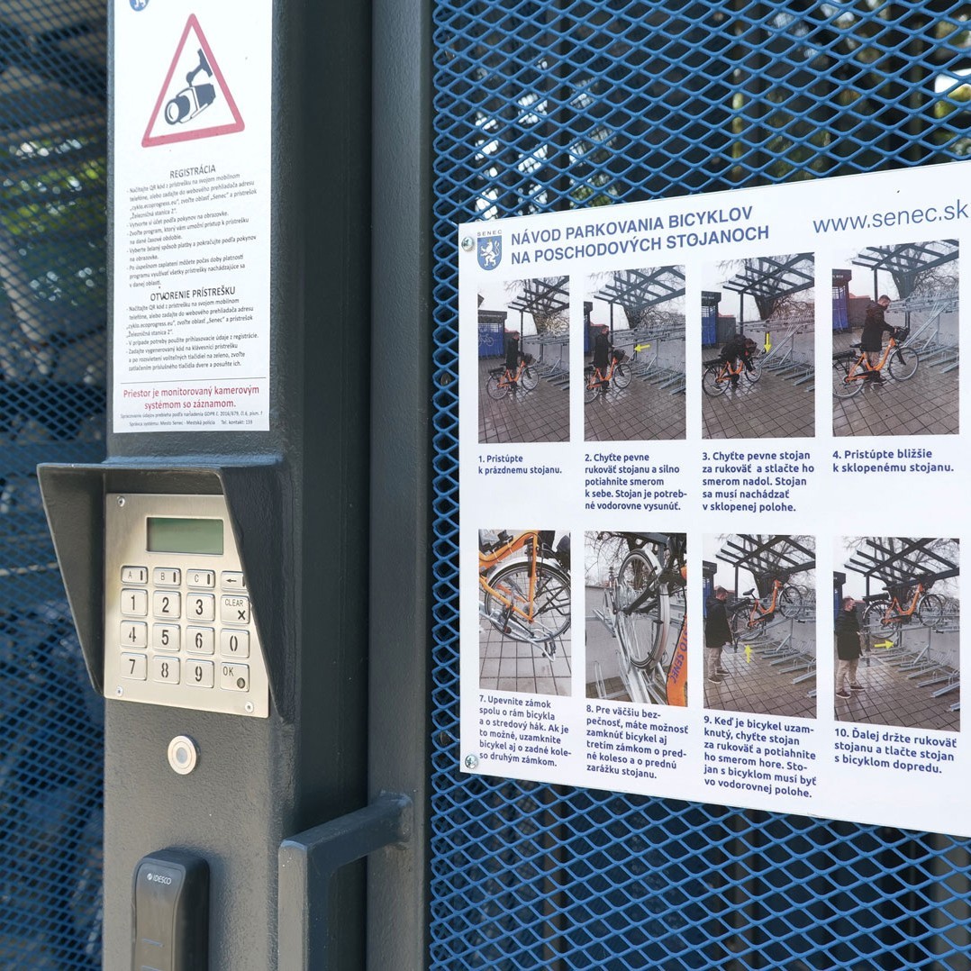 Uzamykateľný prístrešok pre bicykle CYKLOSAFE COMPACT