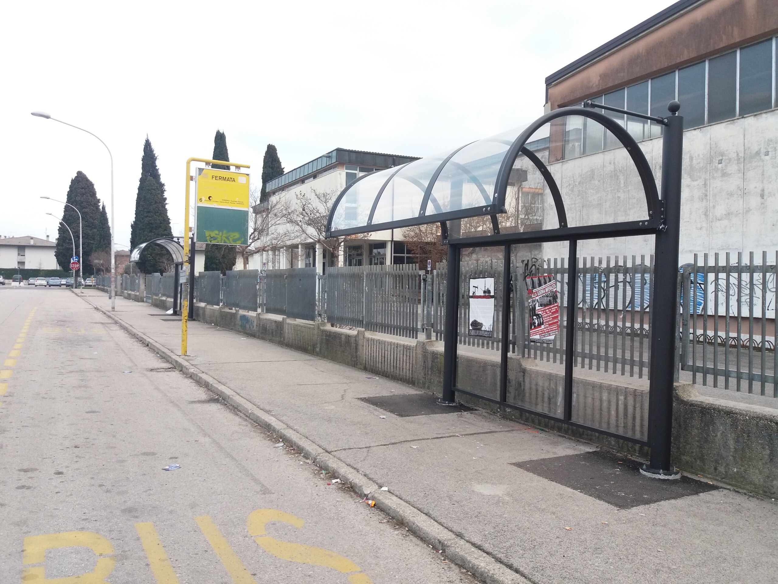 Prístrešok pre autobusové zastávky 02