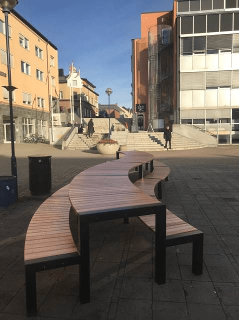 Zostava stôl s lavičkami typ 37