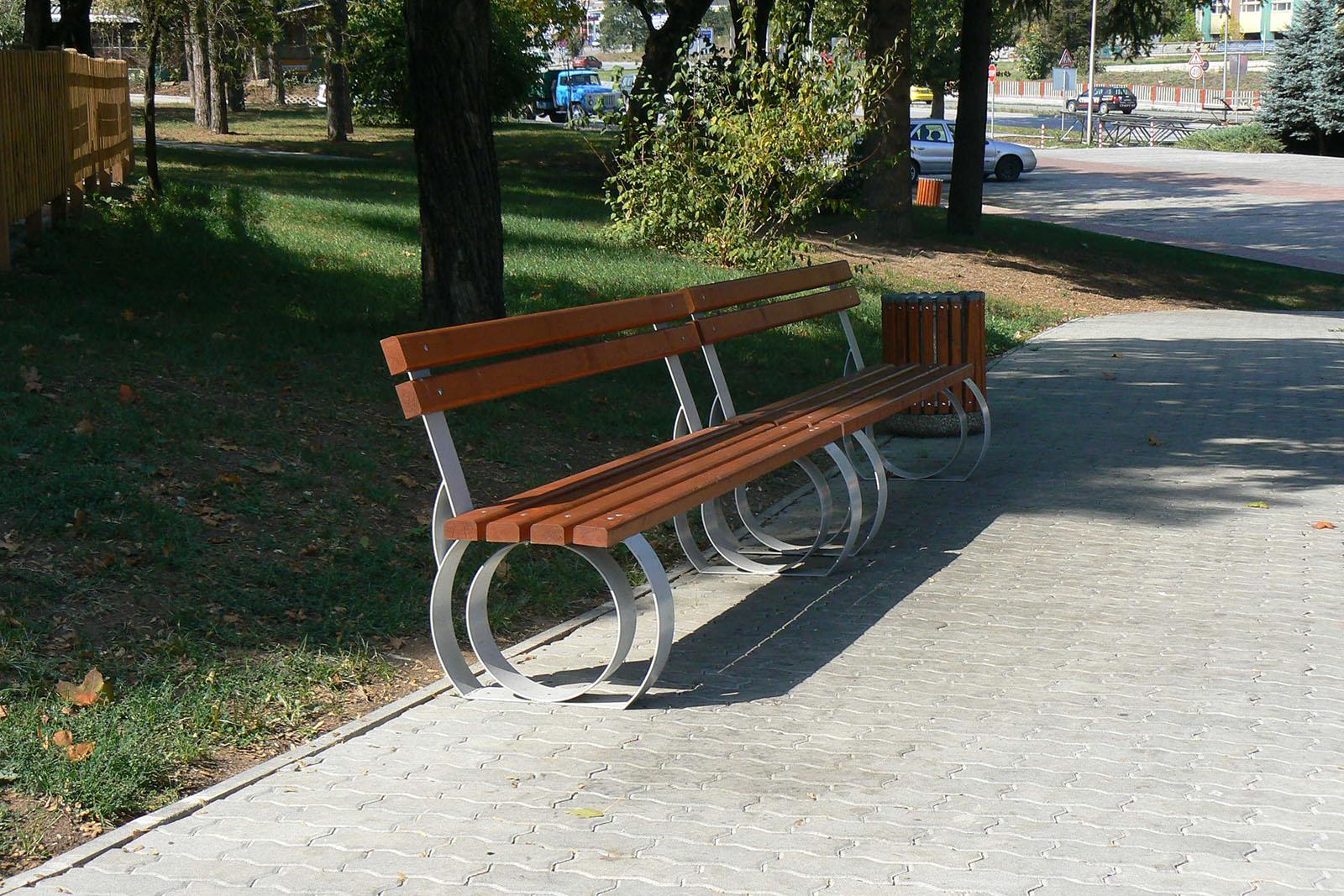 Lavička s operadlom typ 59