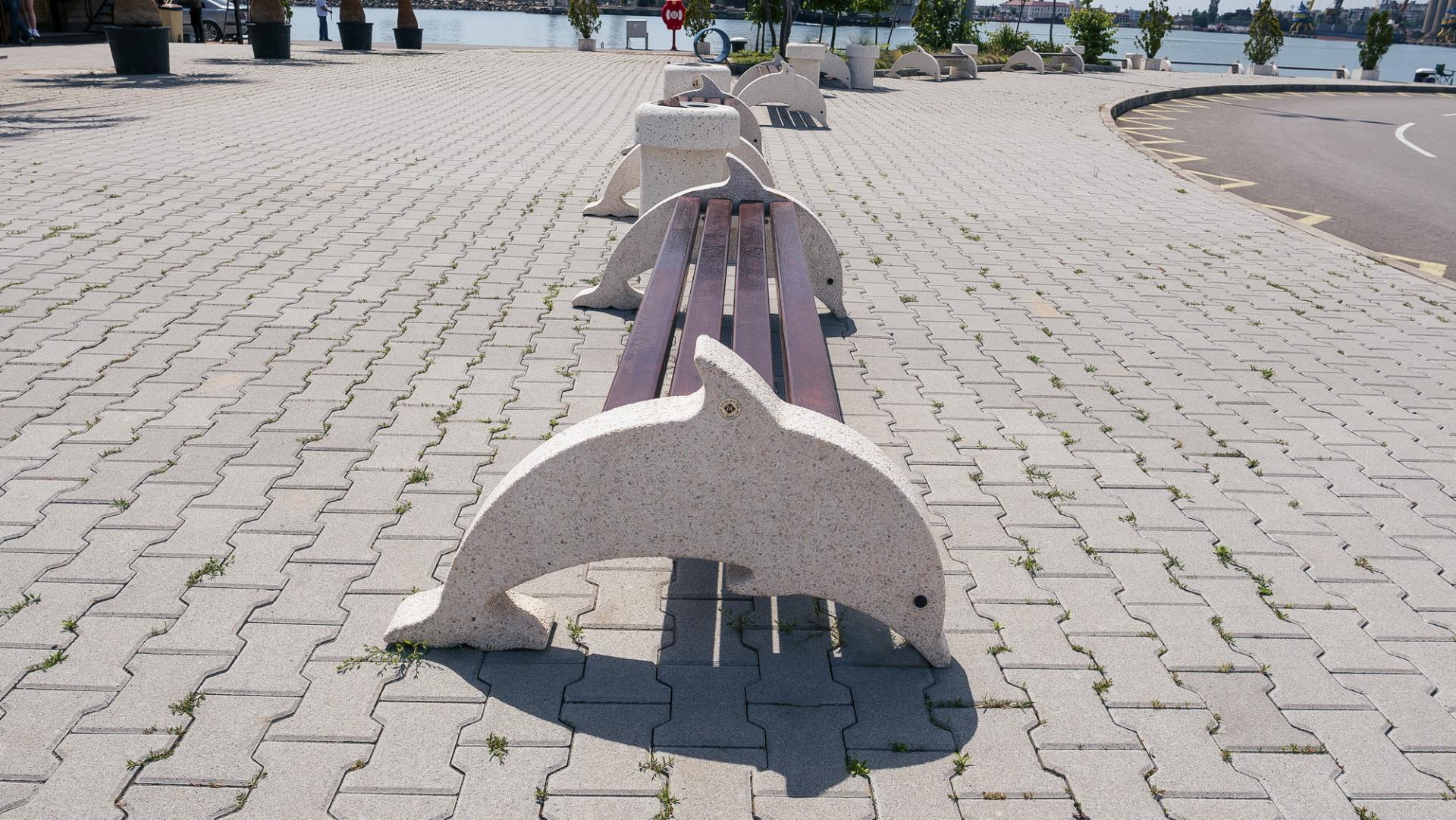 Betónová lavička typ 04