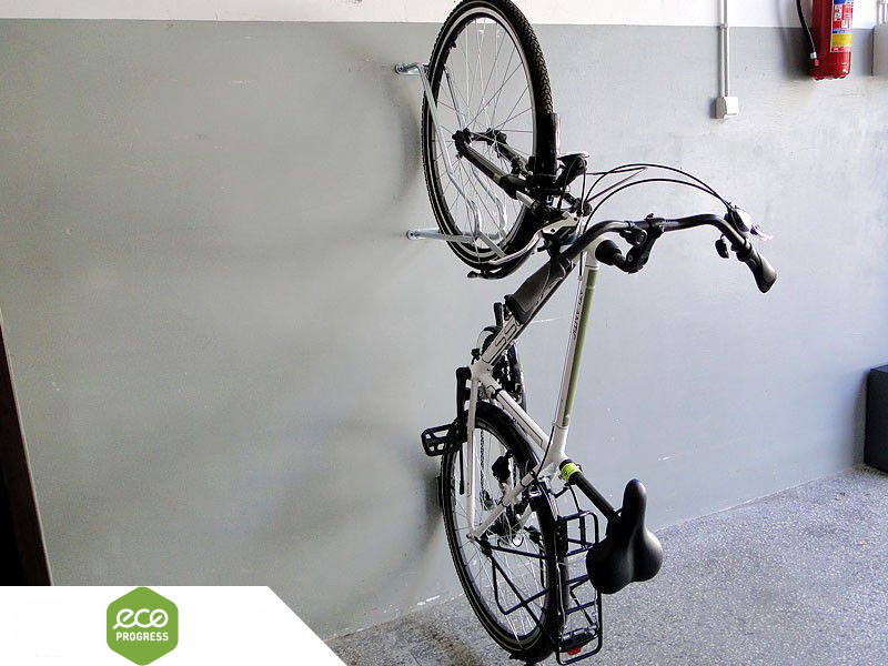 Vešiak na bicykle typ 01