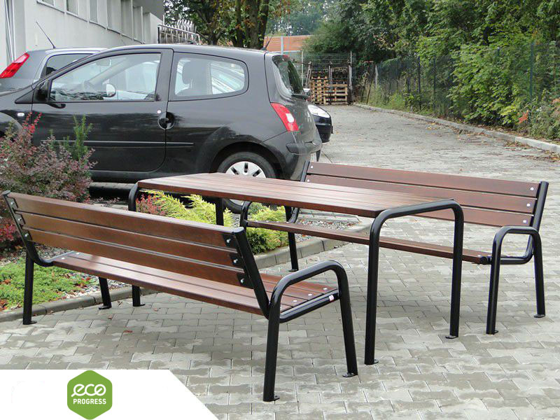 Zostava stôl s lavičkami typ 02